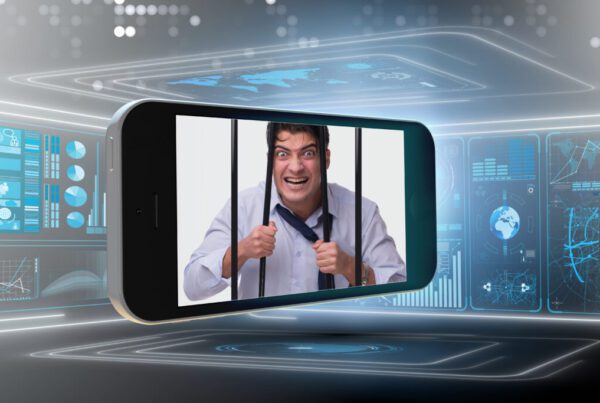 MadeToGrow - social media addiction
